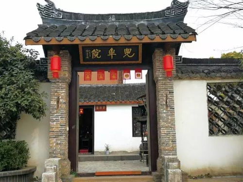 赢草莓 采草莓 上直播...玩转2017靖江 马桥草莓节就是那么简单